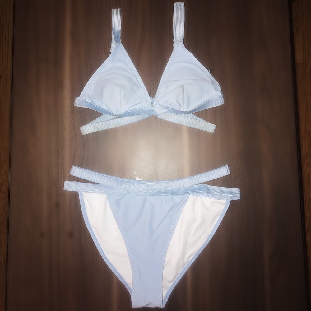 Strappy bikini set